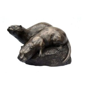 bronze otter sculpture depicting two otters on a rock