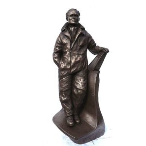Bronze sculpture of Douglas Bader standing on the wing