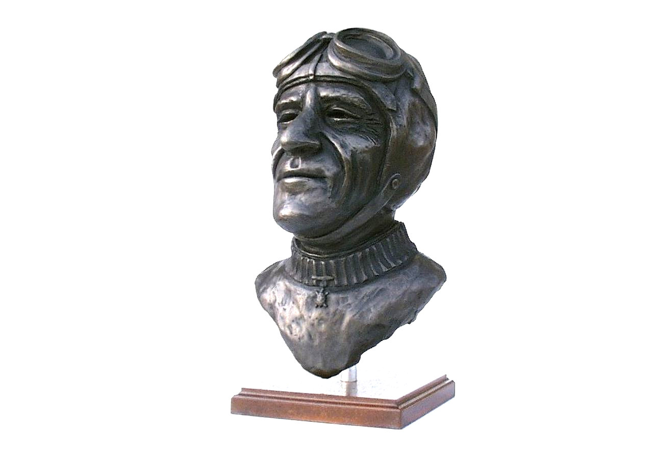Bronze Bust Nuvolari - Peter Close Sculpture